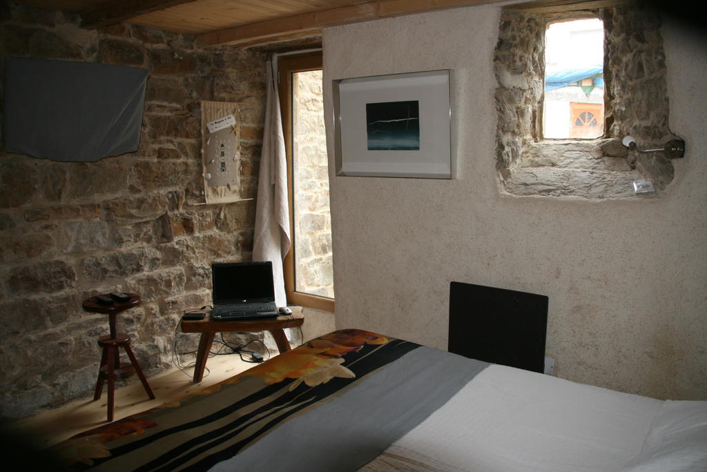Le Magasin A Sel Bed and Breakfast Crozon Kamer foto